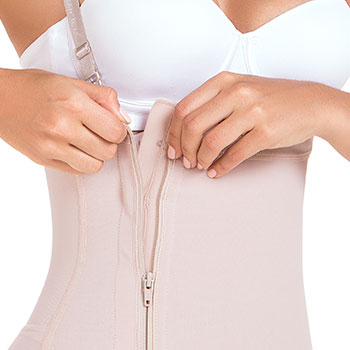 MariaE ME-09143 High Compress Garment Short With Zipper